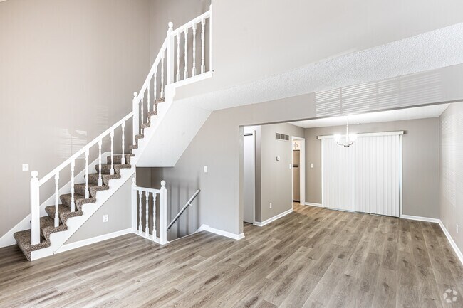 2HAB, 1,5BA - 927SF - Holmesbrook Townhomes