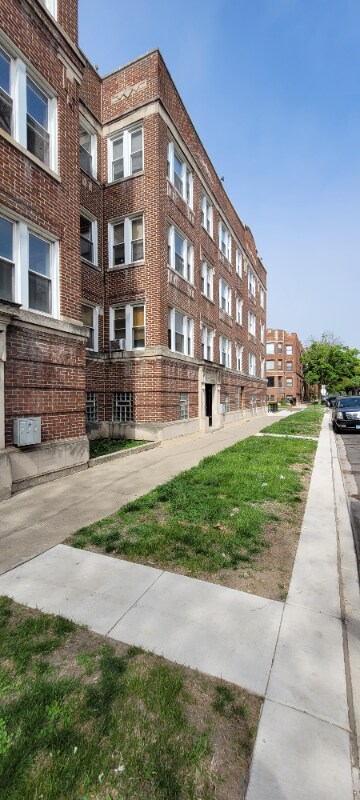 Foto del edificio - 6750 S Merrill Ave