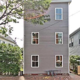 Building Photo - 146 Newbury St