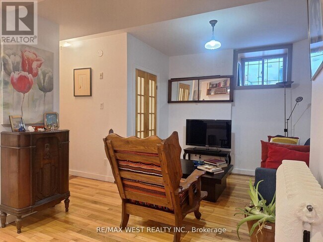 Photo du bâtiment - 45 Beaty Ave
