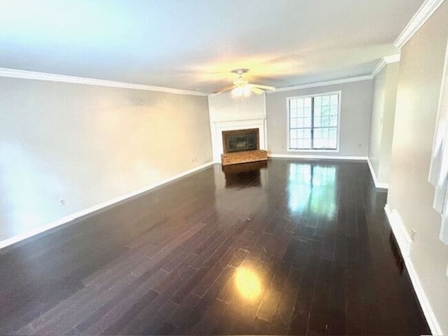 Building Photo - Now Leasing in Cordova, 4-Bedroom 2.5 Bath...