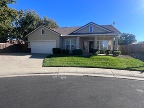 Building Photo - 116 Soledad Ct