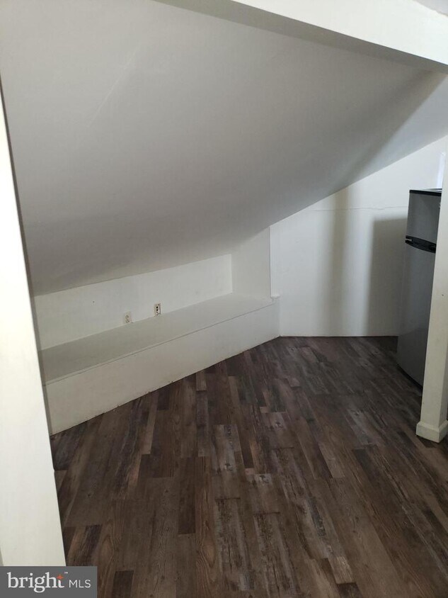 Foto principal - 831-835 Cass St