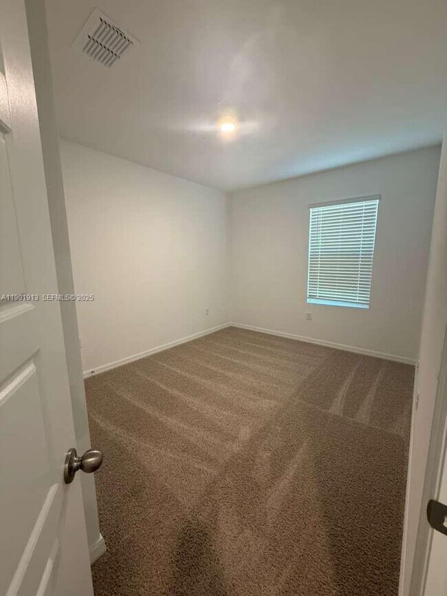 Foto del edificio - 3723 Point Sur Ct