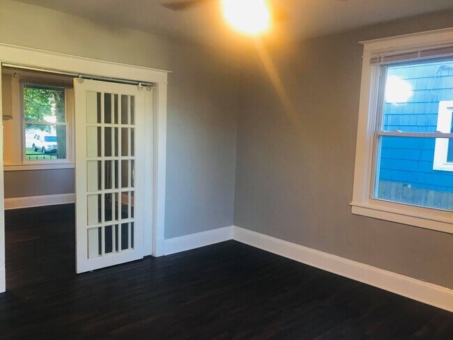 Foto del edificio - Charming 3 Bedroom/ 1 Bathroom Home in Dundalk, MD!