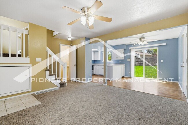 Building Photo - Charming Home with Central AC and Fenced Yard
