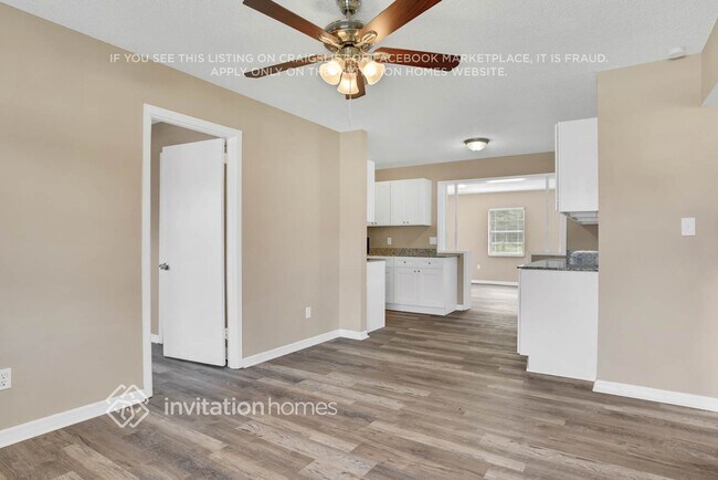 Foto del edificio - 2623 N Beaumont Ave