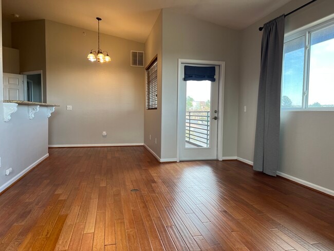 Building Photo - 3765 Hartsock Ln