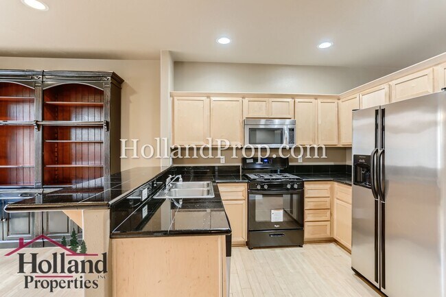Foto del edificio - Stylish Townhome Near MAX, Nike & Costco in Prime Beaverton Location