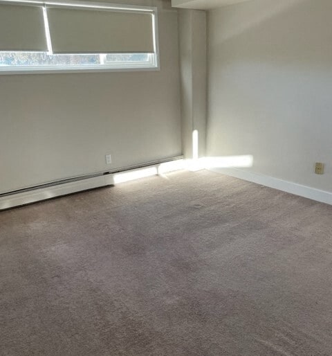 Interior Photo - 7715- 159 Street