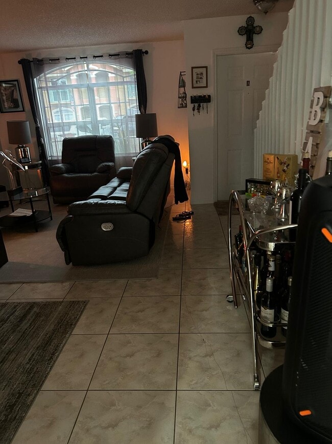 Building Photo - 7055 NW 173rd Dr