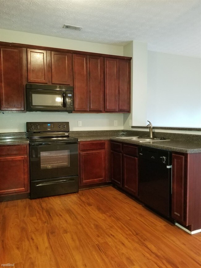 Building Photo - 4163 Park Chase Dr
