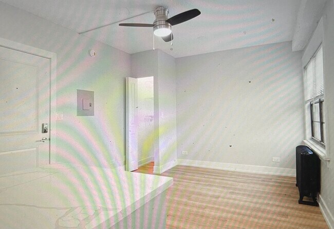 Building Photo - 6030 N Winthrop Ave