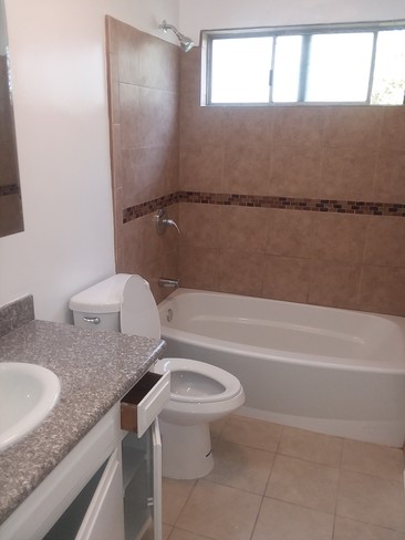 Foto del edificio - 3765 Bagley Ave