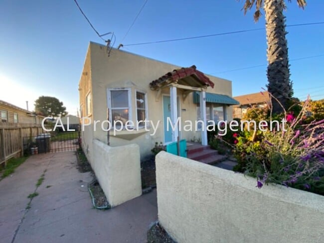 Foto del edificio - Single Family 2 bedroom and 1 bathroom!