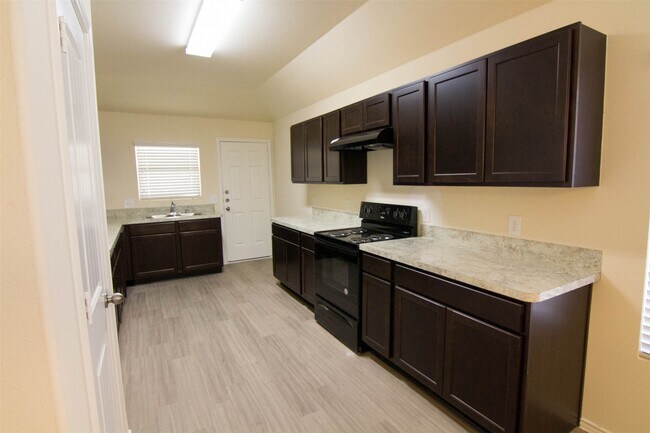 Foto del edificio - 504 Meadow Park Ln