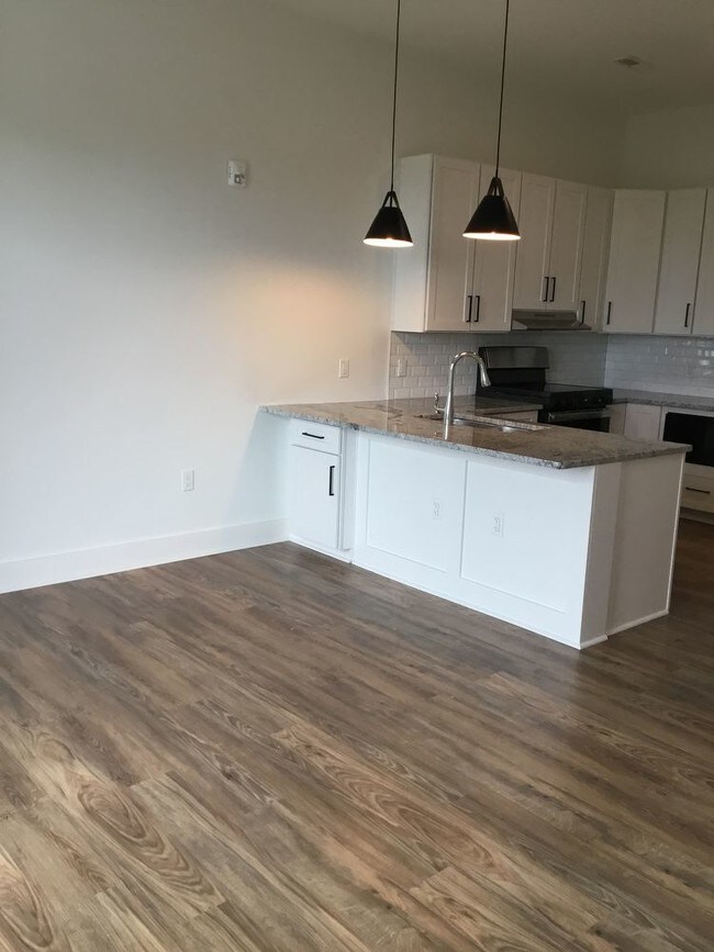 Building Photo - MV FLATS AT RIVERLIGHTS