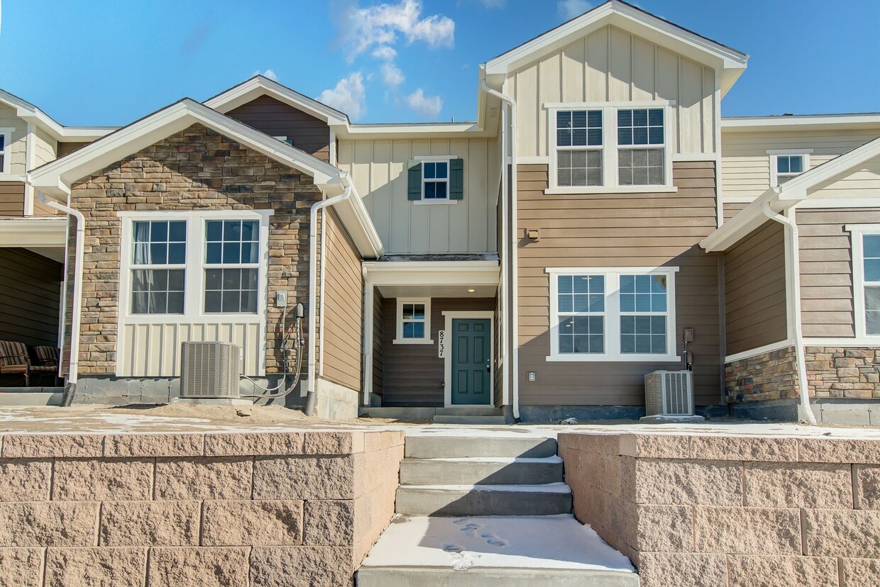 Foto principal - New Townhouse in Wolf Ranch, D#20