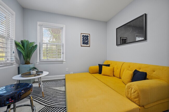 Foto del edificio - 547 Erin Ave SW