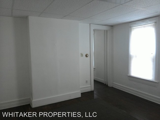 Building Photo - 20 Parnell Ave