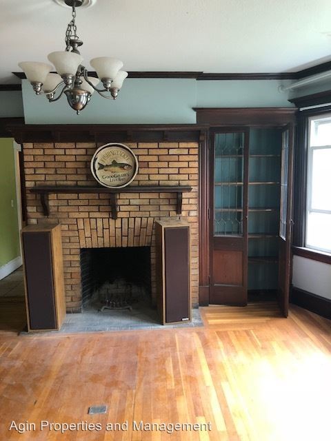 Primary Photo - 167-169 Sisson Ave