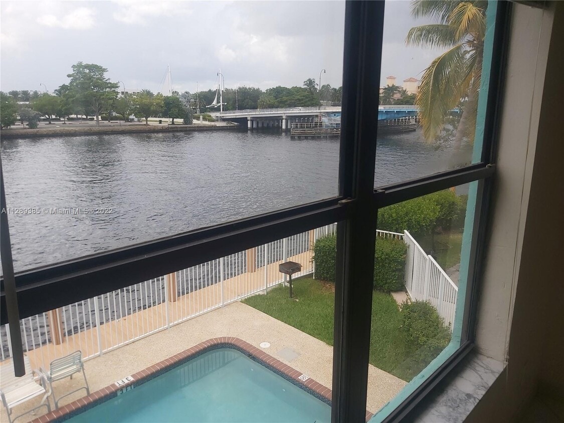 105 S Riverside Dr Unit 203, Pompano Beach, FL 33062 Condo for Rent