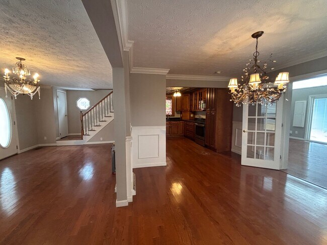 Building Photo - Charming 3 Bed Bungalow