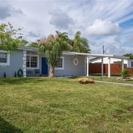 Building Photo - 10120 Nicaragua Dr