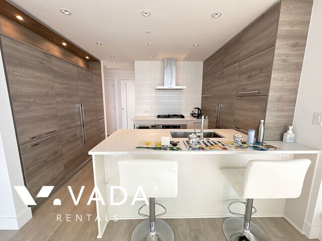 Photo du bâtiment - Kings Crossing 2 Bedroom Apartment Rental ...