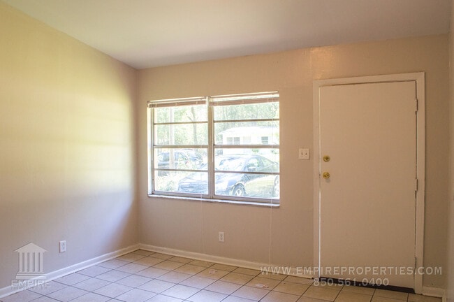 Building Photo - Renovated Home South of FSU