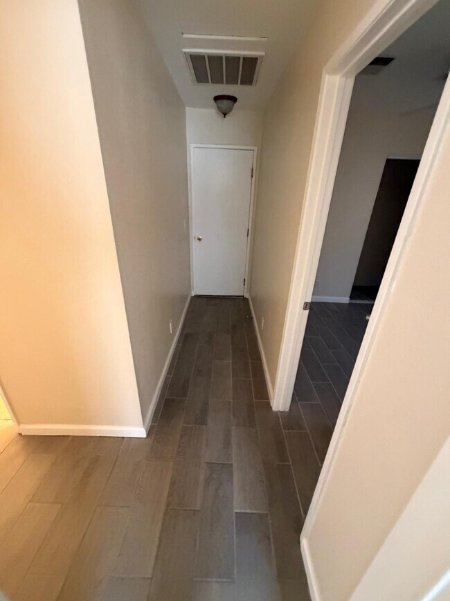 Foto del edificio - 3824 Juniper Ridge Ln