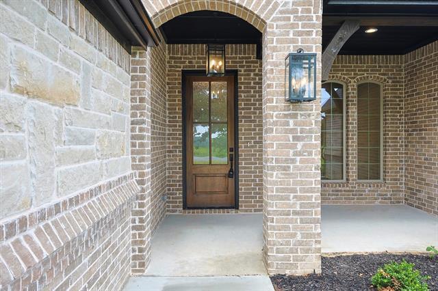 Building Photo - 2084 Glenhollow Dr