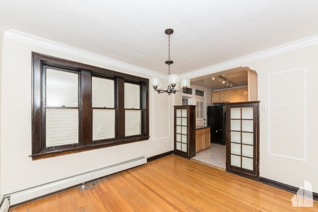 Foto del edificio - 4515 N Wolcott Ave