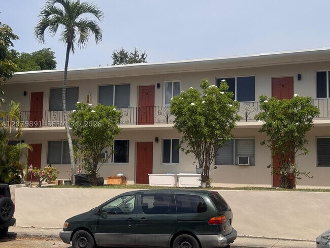 Foto del edificio - 435 SW 5th St