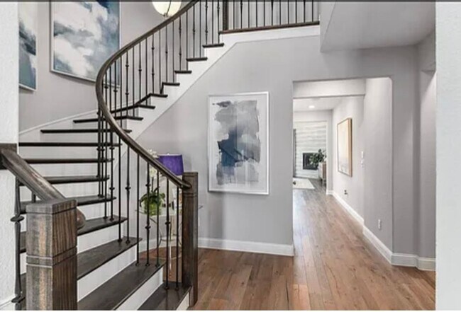 Foto del edificio - 1759 Bluebird Ct
