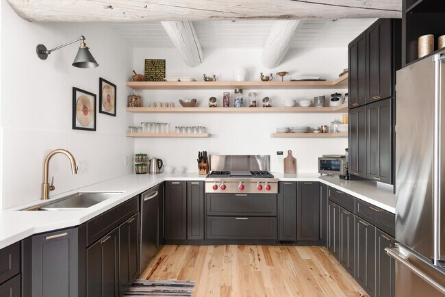 Foto del edificio - 1258 Juniper Hill Rd