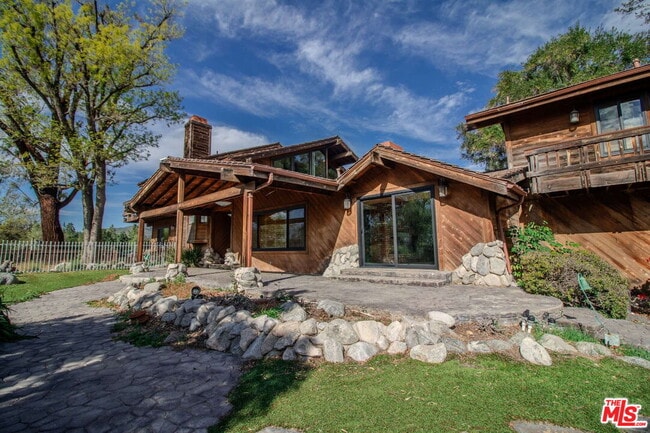 Building Photo - 11619 Lerdo Ave