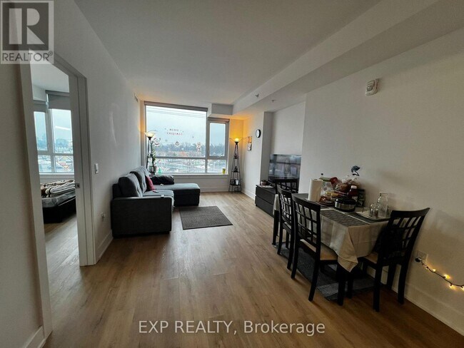 Photo du bâtiment - 929 Richmond Rd