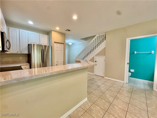 Foto del edificio - 8151 Pacific Beach Dr