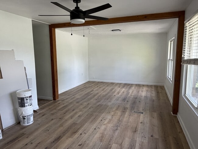 Building Photo - 309 Funston Ave