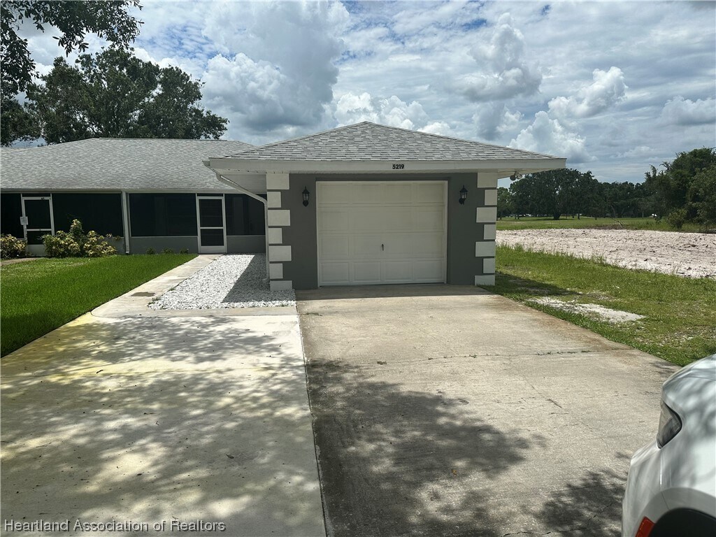 5219 Placid Lakes Blvd, Lake Placid, FL 33852 House Rental in Lake