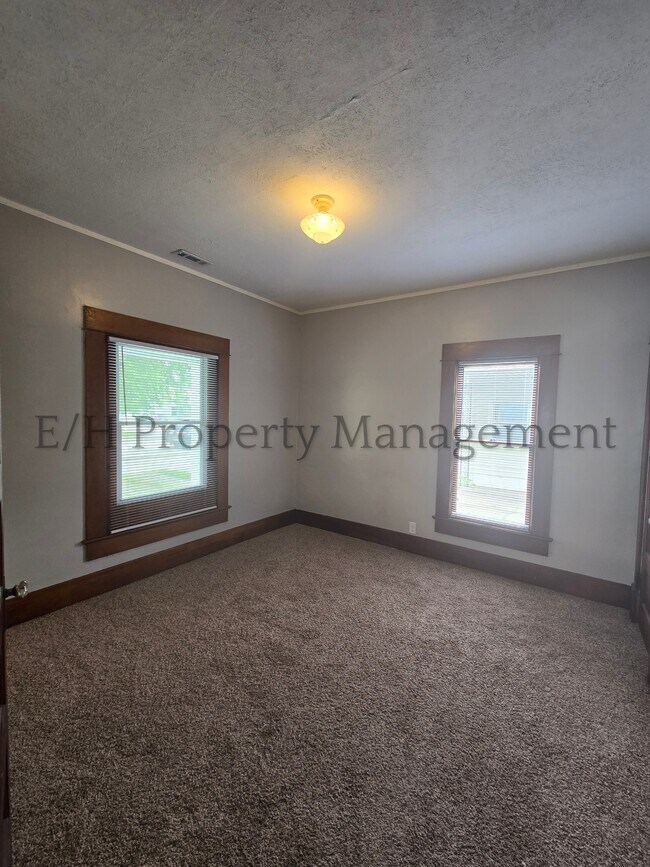Foto del edificio - 212 S Meridian Ave