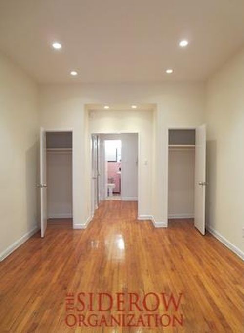 Building Photo - 207 76th St