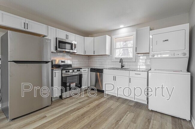 Foto del edificio - 719 E College St