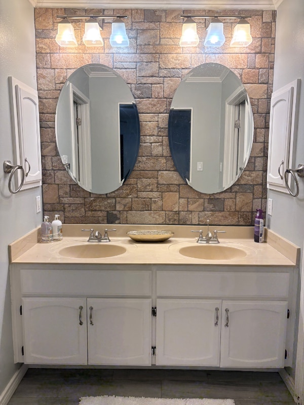 Building Photo - 15403 Forest Peak