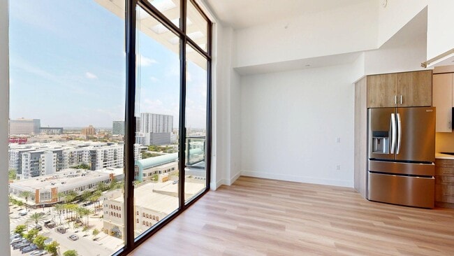 Interior Photo - Griffis West Palm