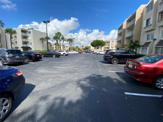 Building Photo - 7747 SW 86th St