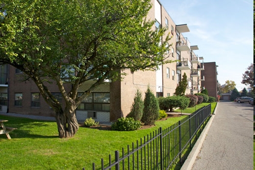 Building Photo - Governor Mansions