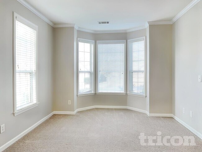 Foto del edificio - 2673 Back Creek Chase