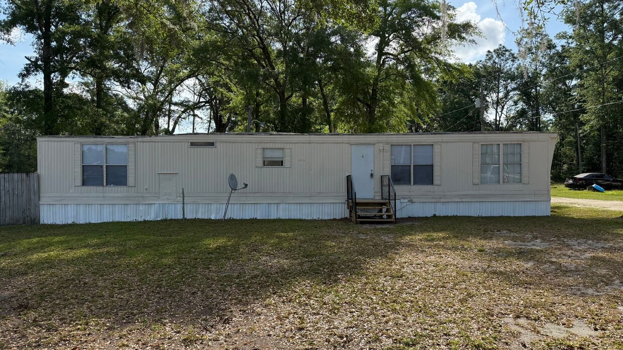 Primary Photo - 524 Arnall Dr